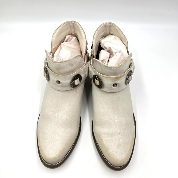 Chinese Laundry Womens Size 6.5 Cream Distressed‎ Western Ankle Boots Shoes - Picture 3 of 14